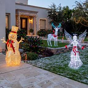 Decoración navideña iluminada: Ángel, Mono de nieve y Reno