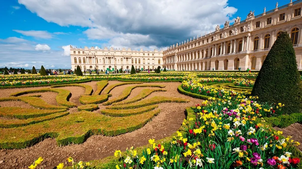 1. Jardín de Versalles – Francia.