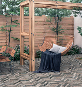Bancos de jardín de madera para exteriores, banco de patio al aire libre  con marco de metal, banco de jardín pequeño, capacidad de peso de 1000