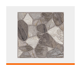 Piso de tipo piedra natural o empedrado para exteriores imita el aspecto de piedras de río en un tono grisáceo