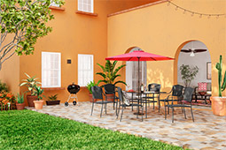 Patio Hinton
