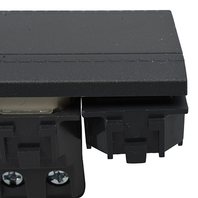 INTERRUPTOR DE 2 VÍAS PLÁSTICO NEGRO | The Home Depot México