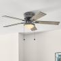 VENTILADOR DE TECHO HUGGER II MAPLE GRIS/ROBLE 52" CON 2 LUCES Y 5 ASPAS REVERSIBLES