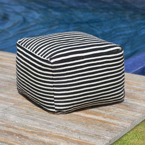 PUFF MULTICOLOR 35.5 X 50.8 X 50.8 CM DE POLIÉSTER | The Home Depot México