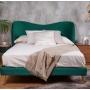 Cama Matrimonial con Cabecera Verde en Terciopelo. Rellena de Hule Espuma. Estructura de Madera