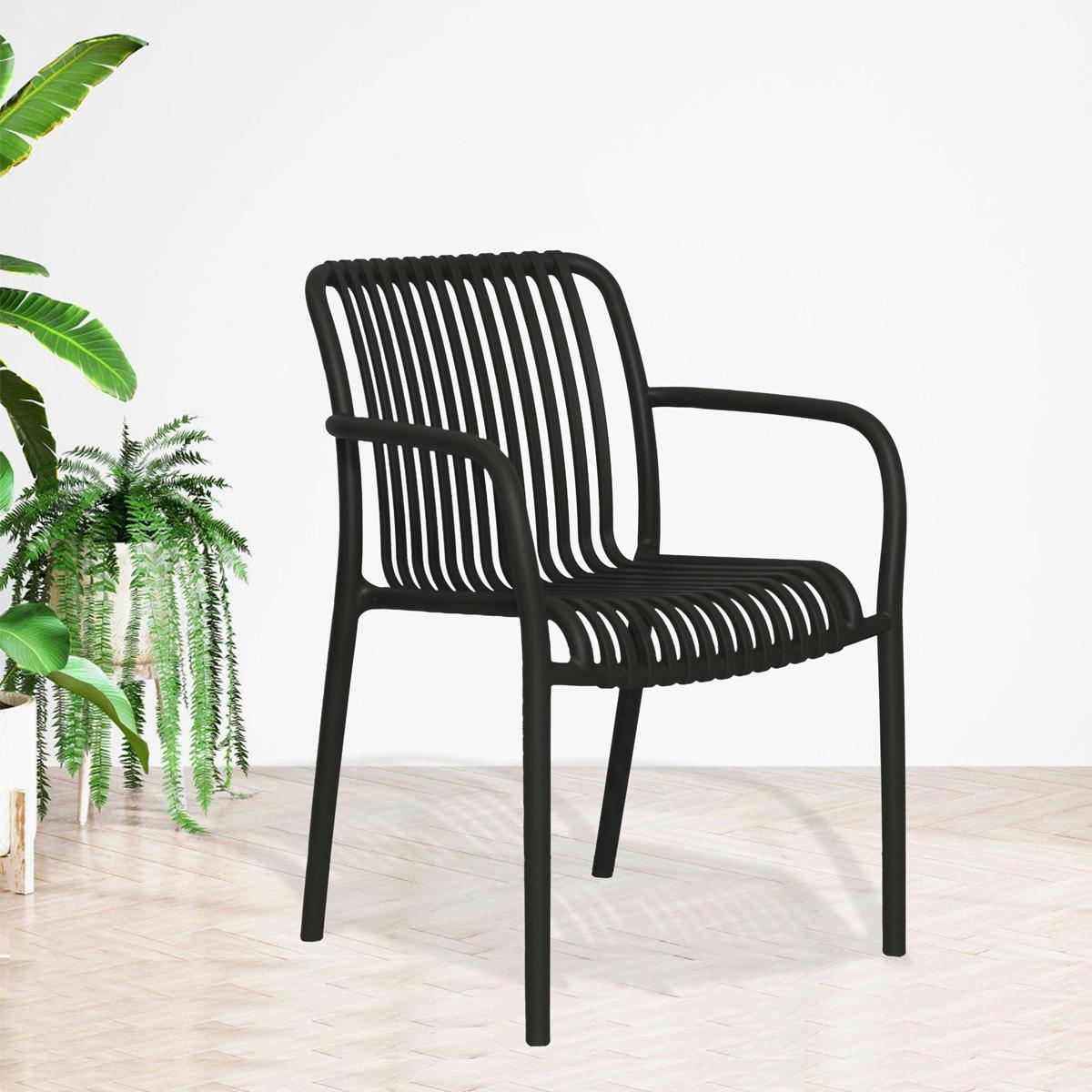 Silla negra plastica