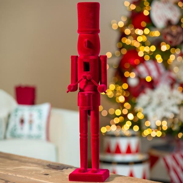 ADORNO DE MESA CASCANUECES NAVIDEÑO VELVET ROJO MADERA 60 CM