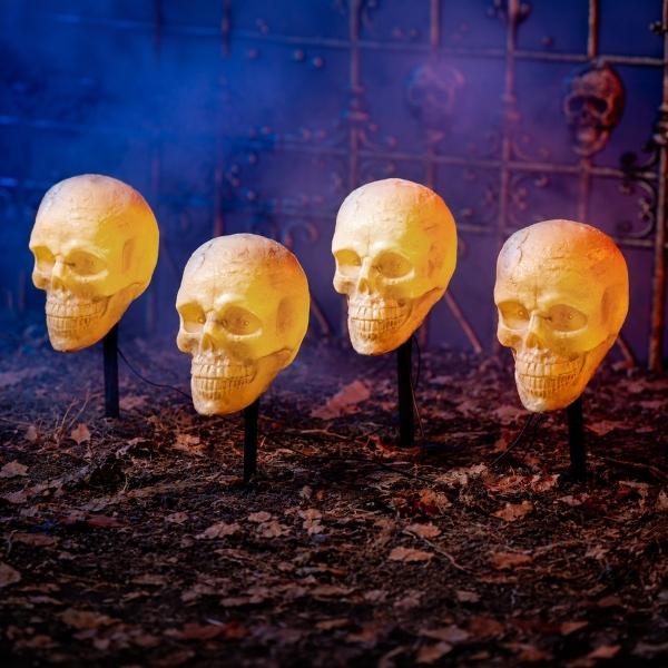 DECORACIÓN HALLOWEEN ESTACAS CALAVERA ANIMADAS 35.8 CM CON LUZ LED