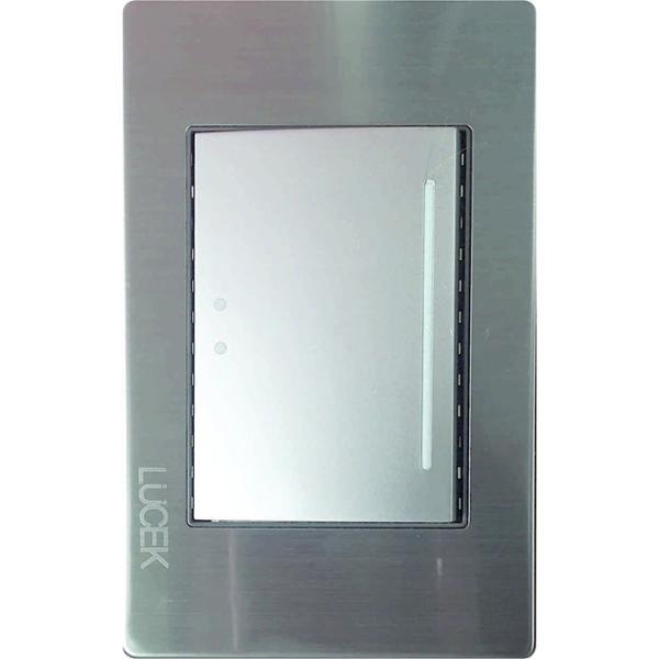 PLACA METÁLICA CON 1 INTERRUPTOR DE ESCALERA DE 3 MÓDULOS PLATEADO