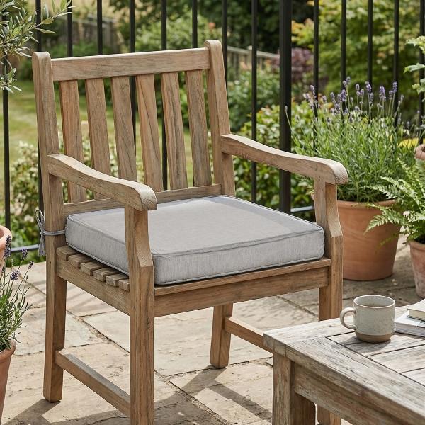 COJIN DE ASIENTO PARA EXTERIOR 45X50X8 COLOR GRIS