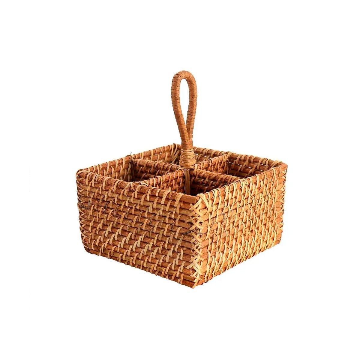 Portacubiertos de mimbre martha stewart 25 cm, diseño cuadrado con asa, color café, ideal para organizar cubiertos y accesorios