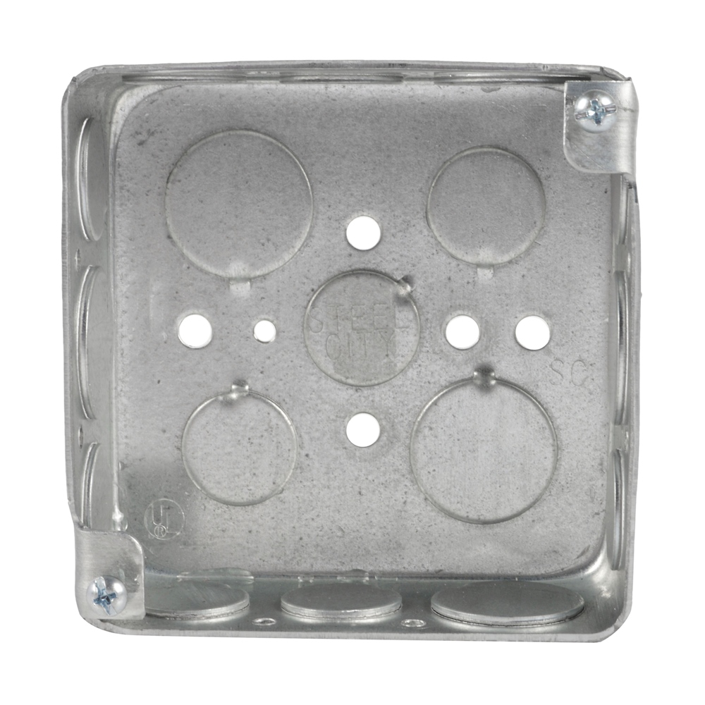 Caja de conexiones de metal con cuatro salidas